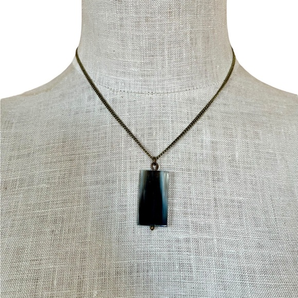 Vintage Unique Horn Pendant Necklace Gold-tone Brass Artisian Minimalist - Picture 7 of 8